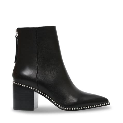 Step Up Your Style with Steve Madden Aquarius Black Leather